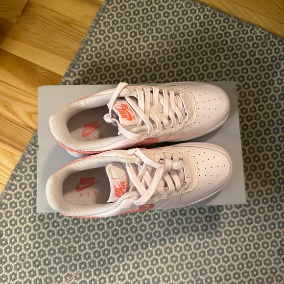 Nike AirForce 1s NWT - Picture 2 of 3